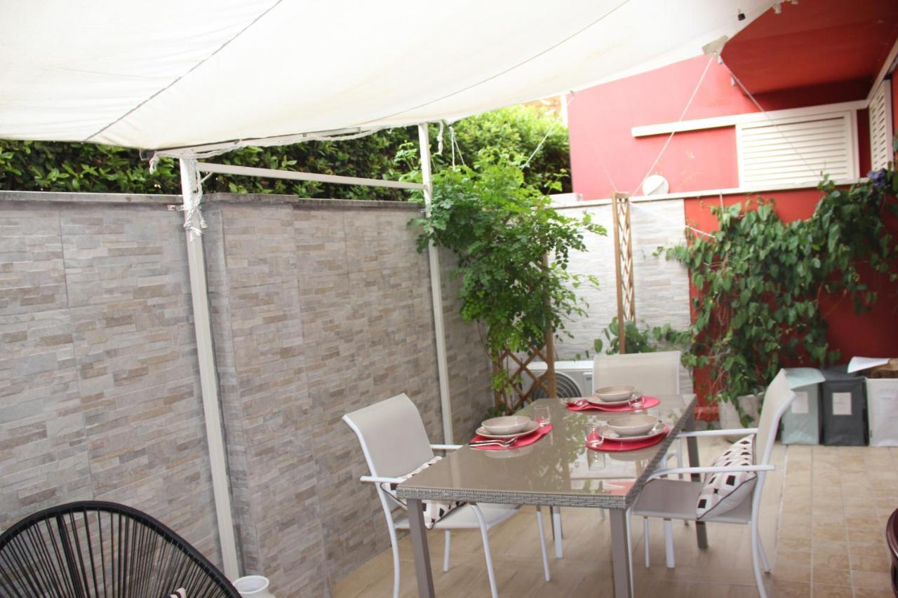 Casa Lucia Private Car Or Motorcycle Park Daire Lucca Dış mekan fotoğraf